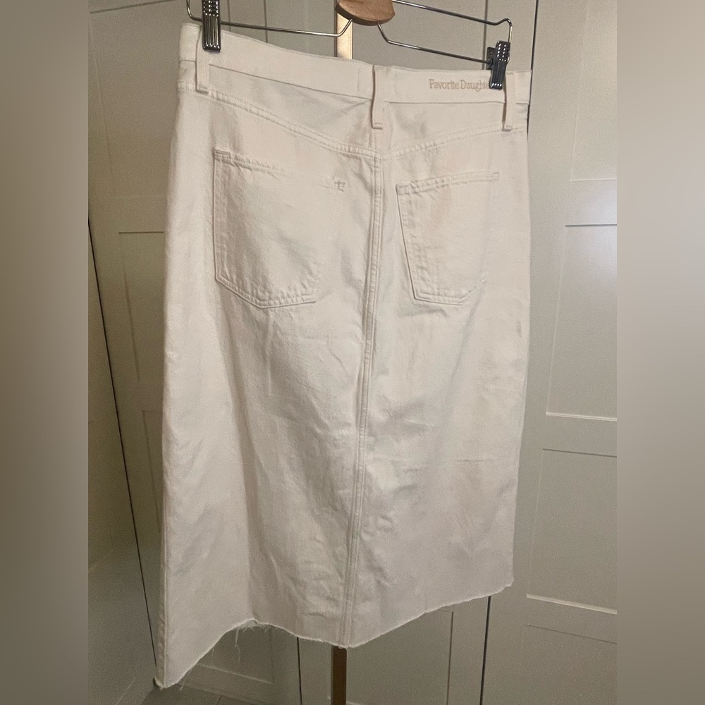 Favorite Daughter The Sadie Maxi Skirt in Gardenia. - Picture 7 of 13